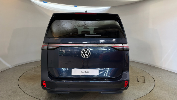 Volkswagen ID. Buzz 250kW GTX Pro 79kWh 5dr 4MOTION Auto Electric Estate - Image 8